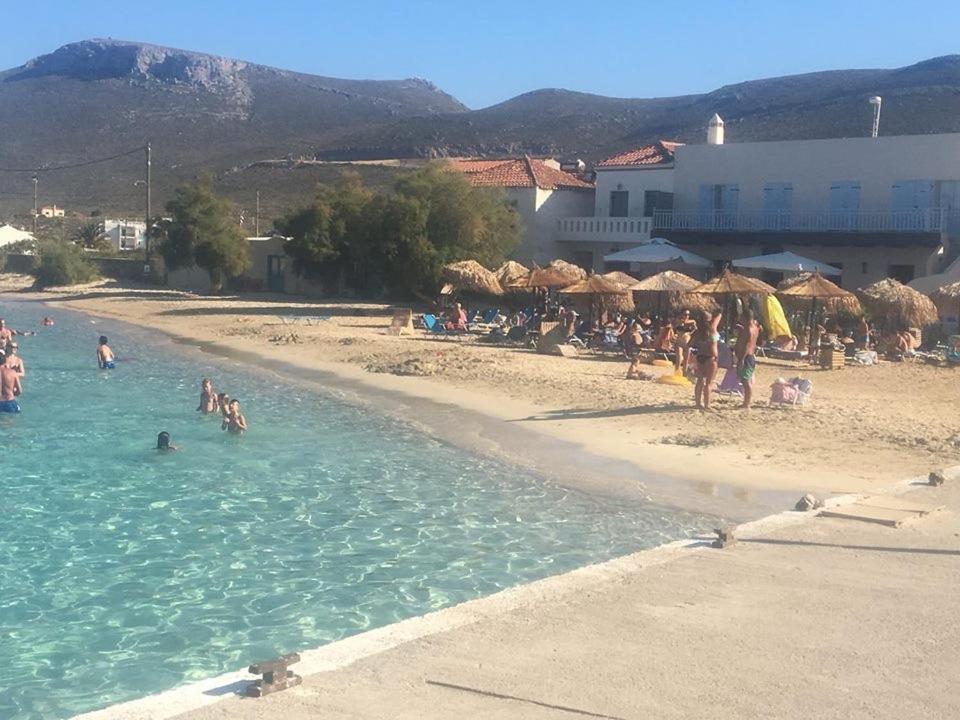 Eugenia Travasarou Sea View Appartments Diakofti Eksteriør bilde