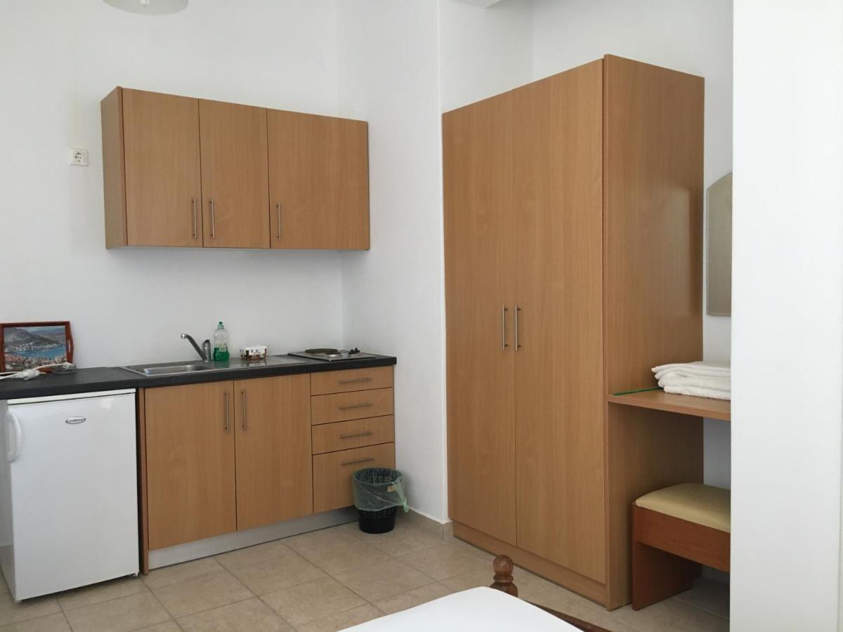 Eugenia Travasarou Sea View Appartments Diakofti Eksteriør bilde