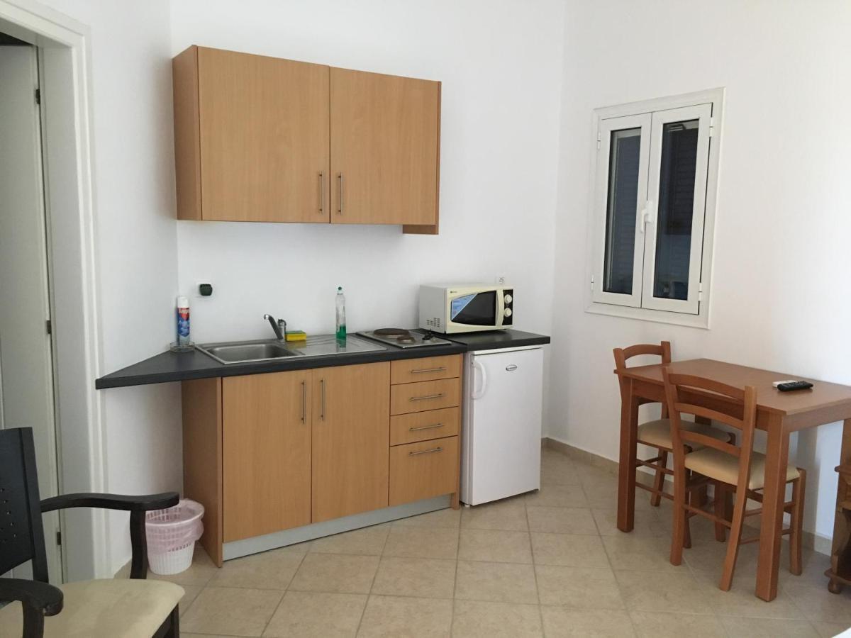 Eugenia Travasarou Sea View Appartments Diakofti Eksteriør bilde