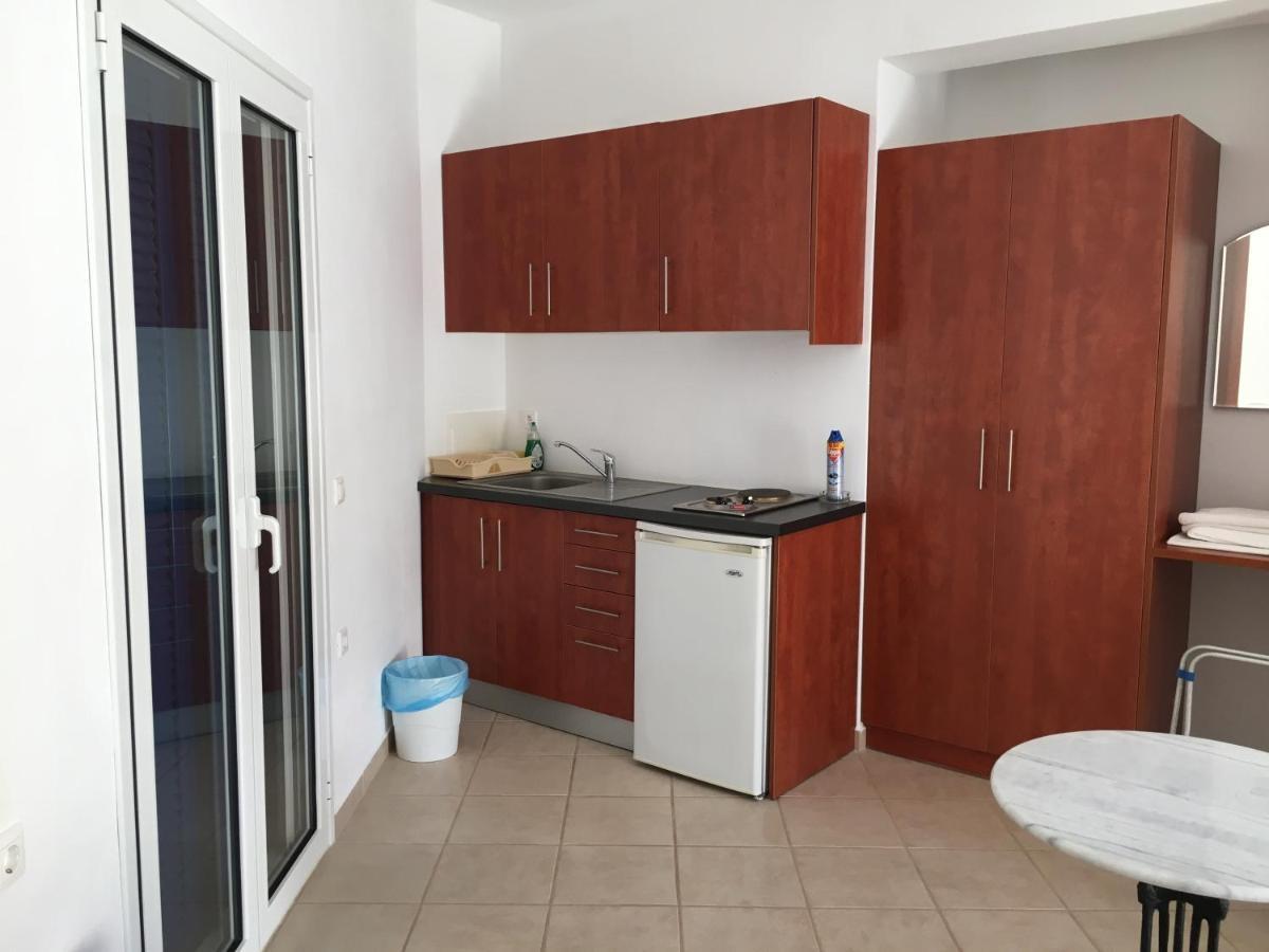 Eugenia Travasarou Sea View Appartments Diakofti Eksteriør bilde